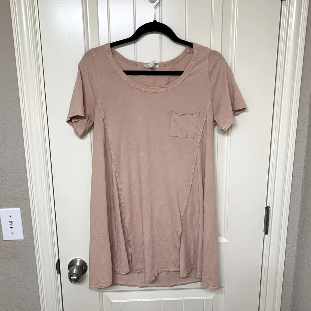 Easel Acid Wash Blouse
